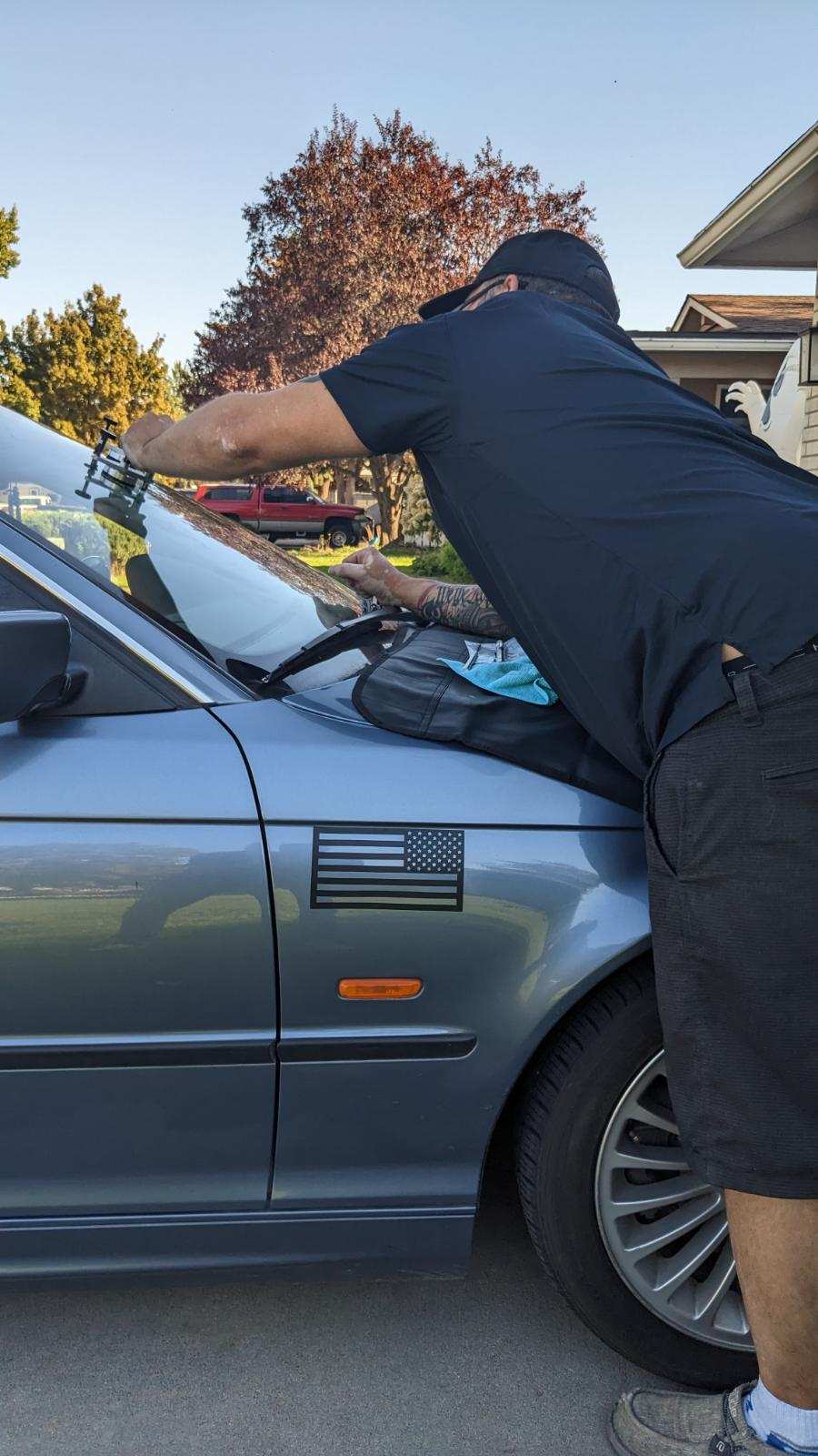 Mobile rock chip repair service